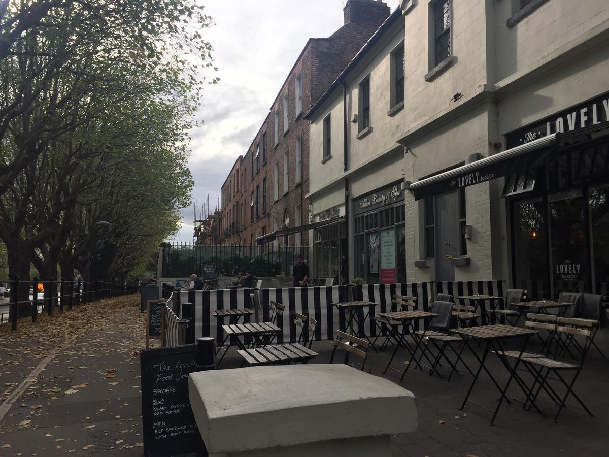North Dublin City Ashpine Lodge エクステリア 写真